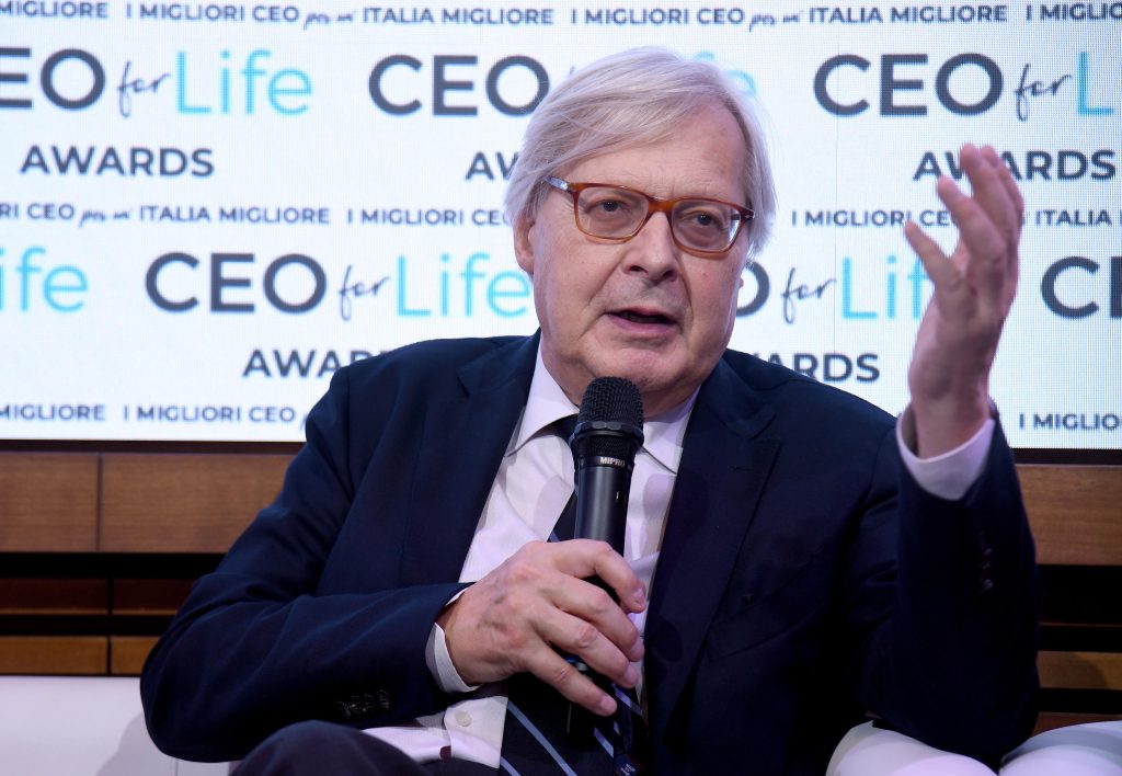 Sgarbi “indagato per sottrazione fraudolenta”