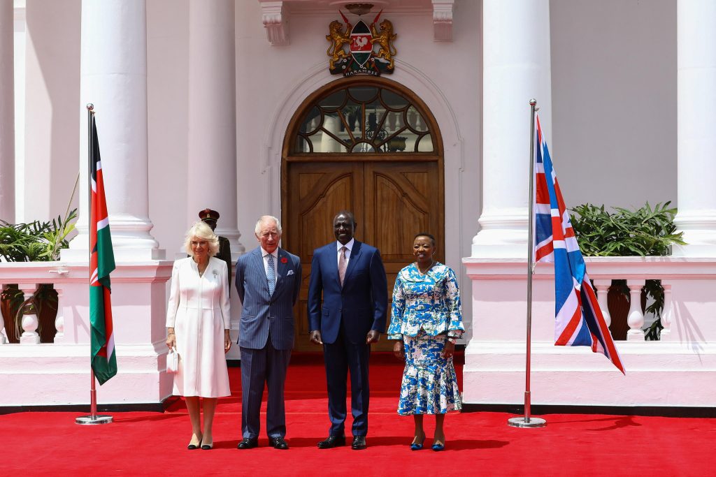 Carlo III in Kenya, prima visita a ex colonia