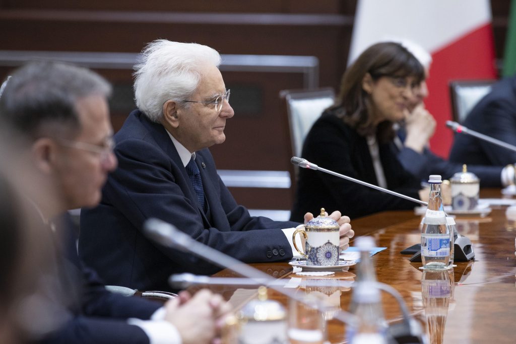 Mattarella in Uzbekistan, colloqui politici con Mirziyoyev