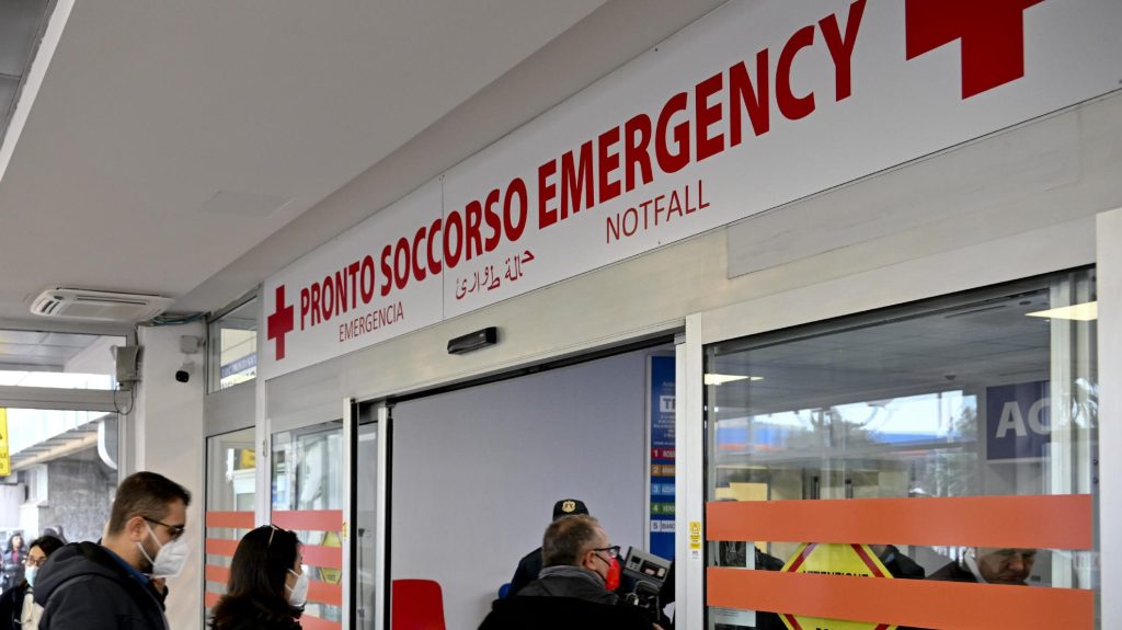 Gambizzato perde un piede, due arresti