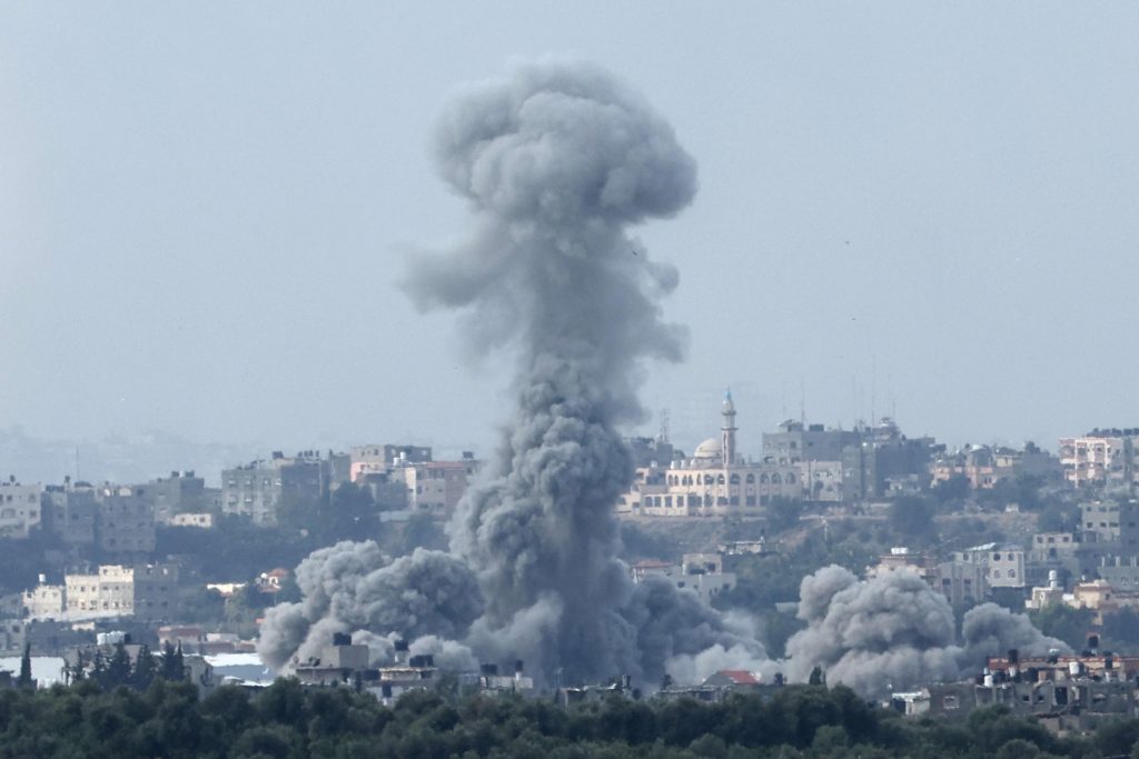 Guerra intorno all’ospedale, oltre 30 morti ad Al-Shifa