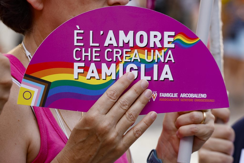 Padova, via al processo per atti di nascita coppie omogenitoriali