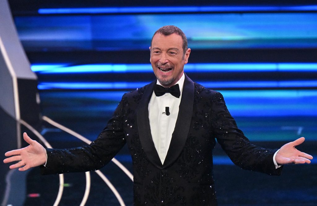 Sanremo, il 3 dicembre verranno svelati i cantanti in gara