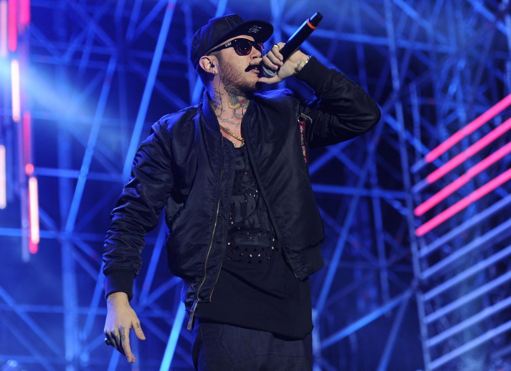 Concerto Capodanno a Ladispoli, annullata esibizione di Emis Killa