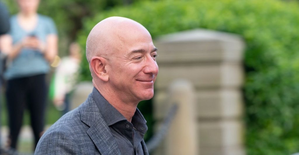 Jeff Bezos, Gradatim Ferociter