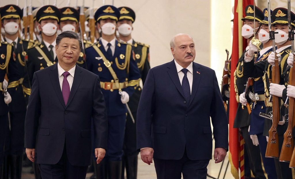 Lukashenko in visita da Xi a Pechino