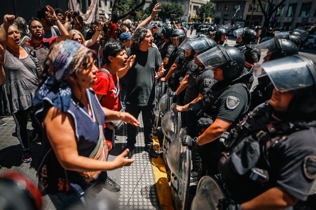 Argentina, nuove proteste contro Milei