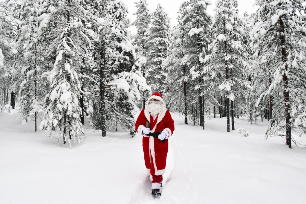 Finlandia: boom di turisti al villaggio di Babbo Natale