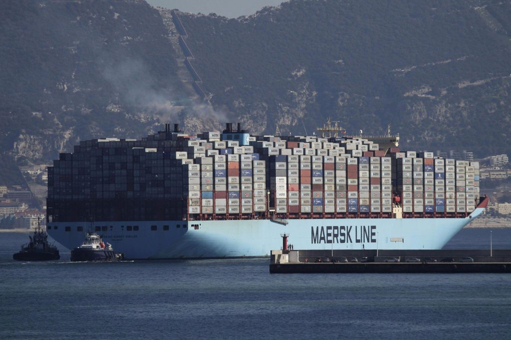Mar Rosso, da Maersk stop ai transiti “fino a nuovo avviso”
