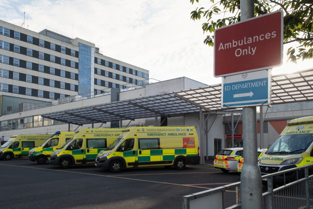 Sanità inglese a rischio, specializzandi scioperano per 6 giorni