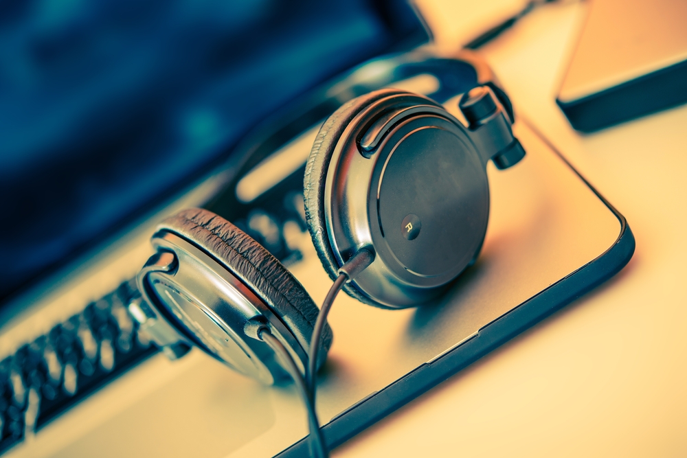 La musica ai tempi dello streaming MUSICA STREAMING CUFFIE