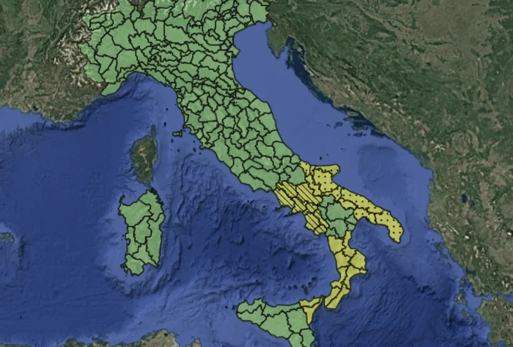 Maltempo, allerta meteo gialla per temporali martedì 13 ottobre: la mappa delle regioni a rischio