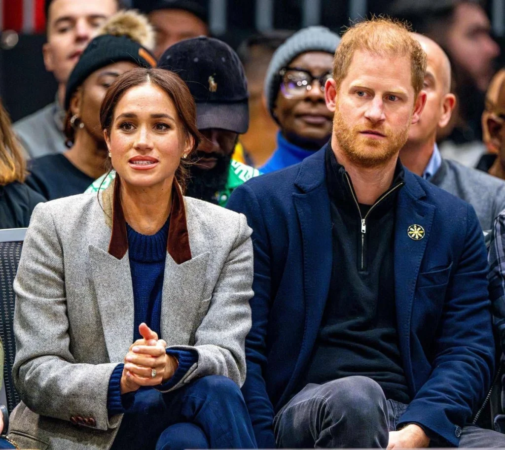Harry e Meghan torneranno in Usa per Natale? “Sandringham sarebbe troppo imbarazzante”