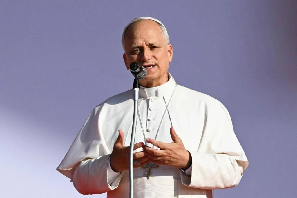 Papa Leone, pneumologo: “Nodulo polmonare circoscritto operabile, spesso intervento è risolutivo”