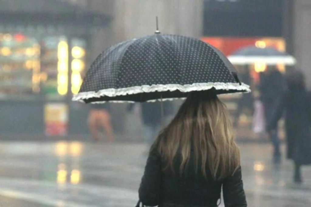 Italia divisa dal meteo, arriva la pioggia sul versante adriatico e al Sud: le previsioni