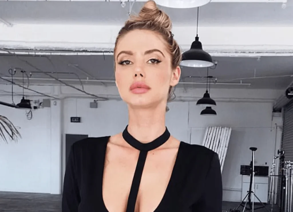 Morta a 34 anni Sahara Ray, modella australiana ex di Justin Bieber: silenzio sulle cause
