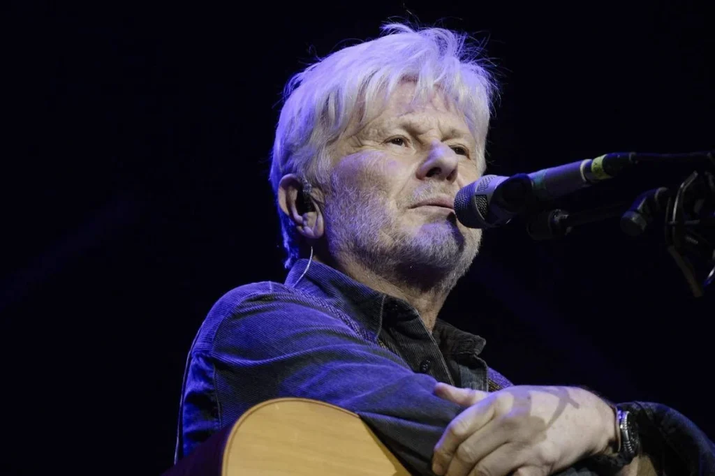 Ron prolunga lo stop per motivi di salute: “Fragilità emotive dopo un virus”
